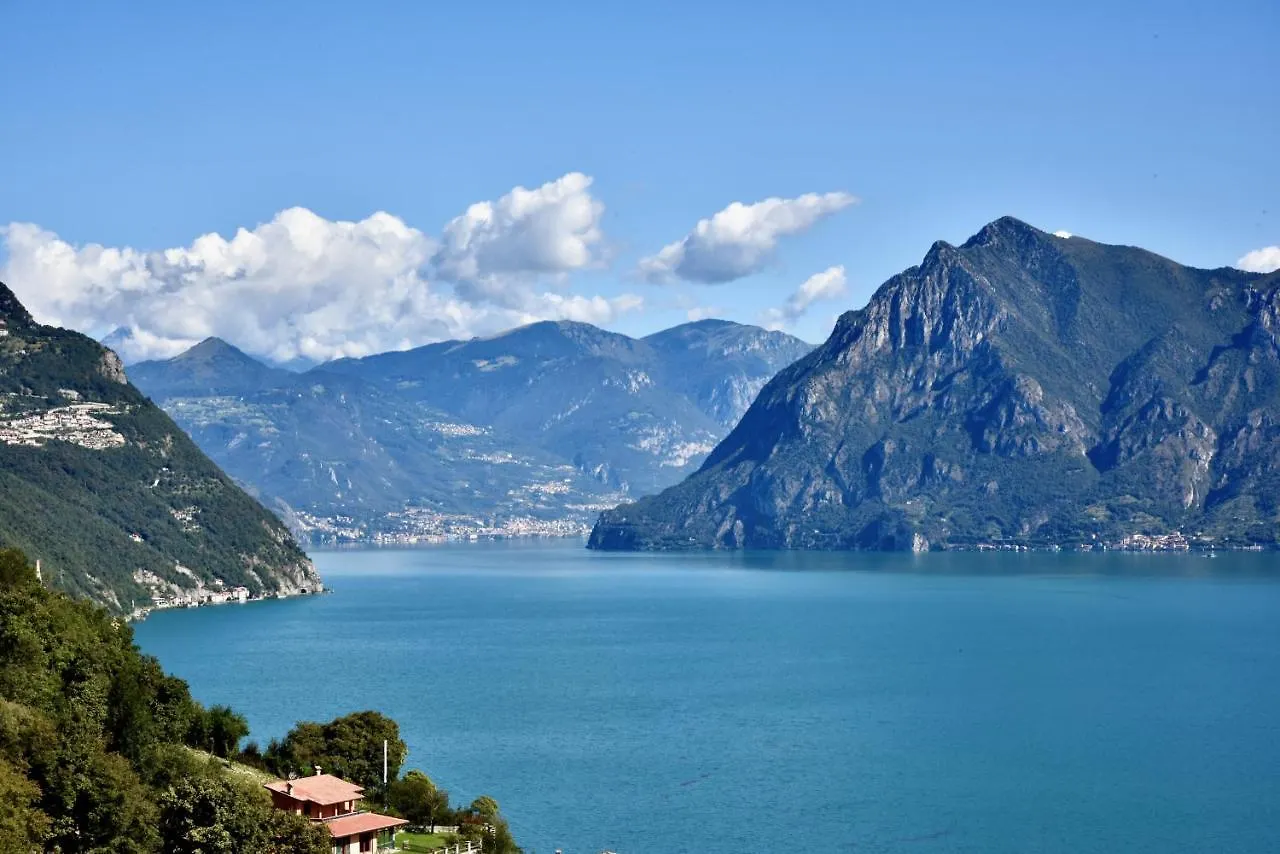 Apartment Italian Vacation Homes - La Petite Maison Du Lac Tavernola Bergamasca